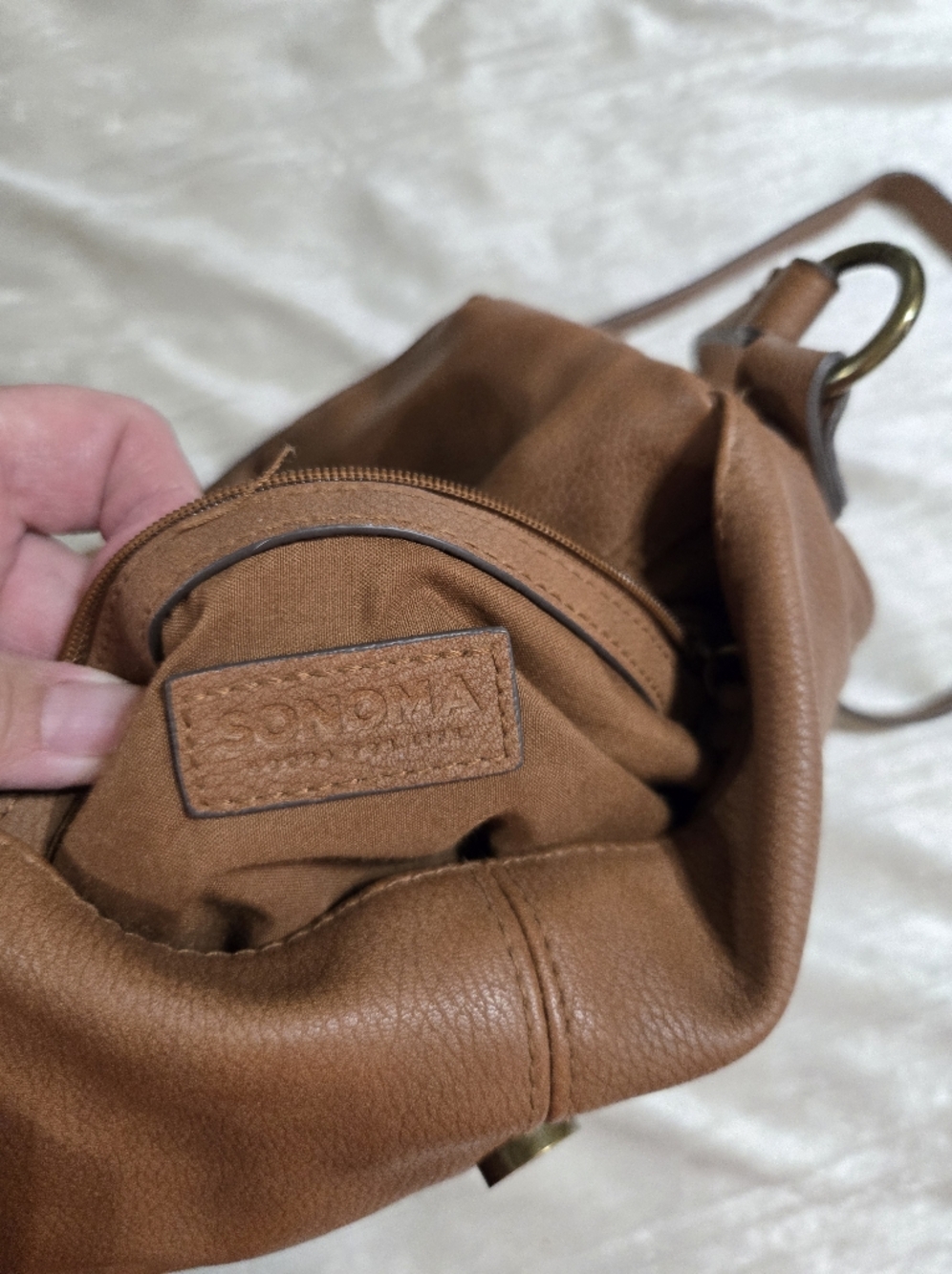 Everyday Faux Leather Crossbody Bag in Brown EUC - Picture 7 of 7